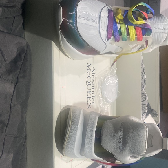 ALEXANDER MCQUEEN - Picture 4 of 4